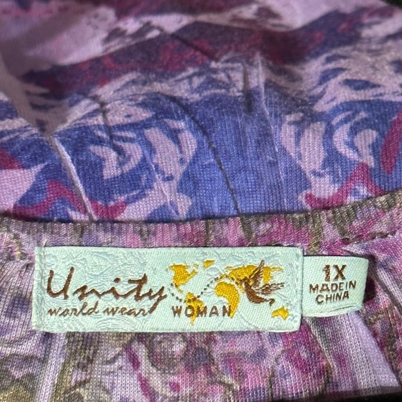 Unity women’s size 1X purple print 3/4 sleeve silky insert v neck top - Picture 5 of 8